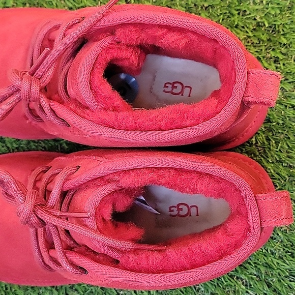 NWOB UGG Neumel Suede Lace-Up Round Toe Chukka Boot Men's US 6 Women's US 7 Red - Picture 10 of 17